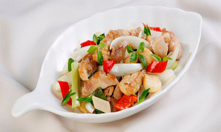 Bật mí cách làm gà xào hành tây thơm ngon đậm vị ăn là ghiền