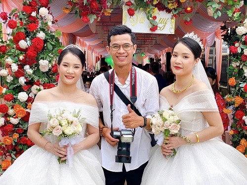 Hai chị em sinh đôi lên xe hoa một cùng một ngày khiến dân mạng trầm trồ