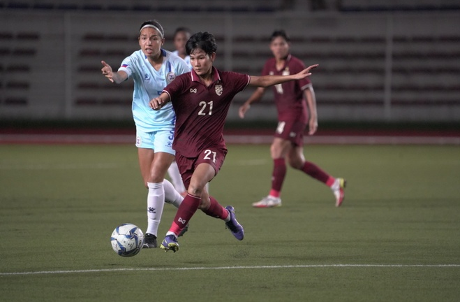 Thắng Philippines, tuyển nữ Thái Lan chiếm ngôi đầu bảng A giải Đông Nam Á