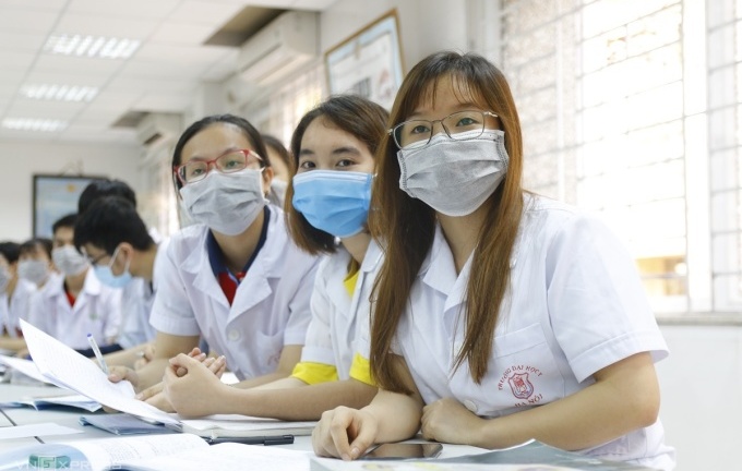 Nhiều trường đào tạo khối ngành sức khỏe công bố điểm sàn 2022