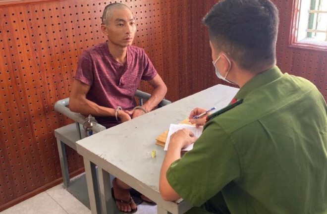 Kẻ buôn ma túy hung hãn dùng bơm kim tiêm chống trả công an