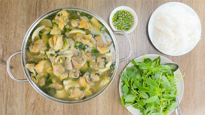 Chỉ cần ở nhà cũng có thể thưởng thức ngay món lẩu gà nóng hổi nhờ công thức này