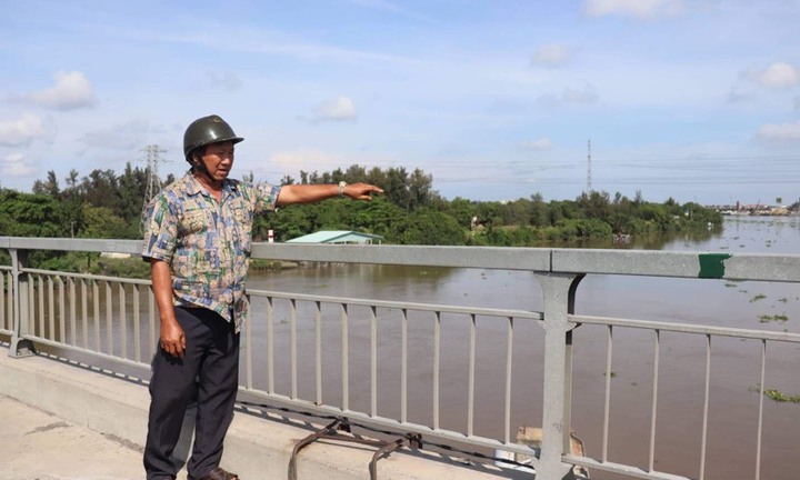 Buồn chuyện gia đình, người phụ nữ định ôm con trai 7 tuổi nhảy cầu tự tử