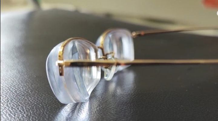 Cận nặng đến 30 độ, người phụ nữ phải từ bỏ đôi mắt vĩnh viễn