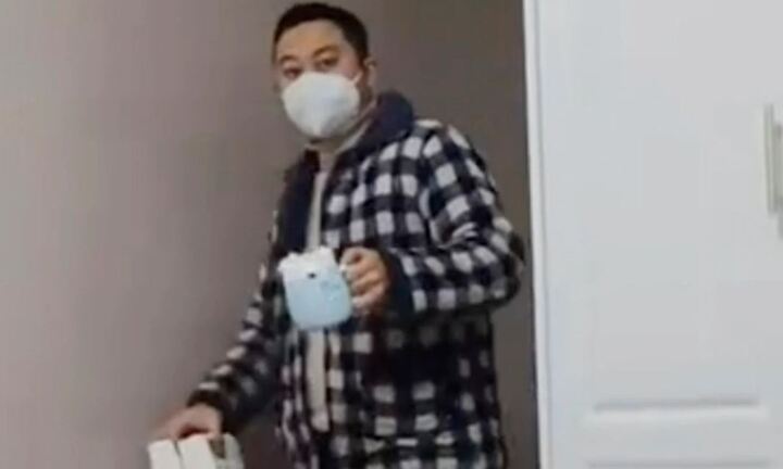 Đang chờ hoàn tất thủ tục ly hôn thì mắc COVID-19, người phụ nữ rút đơn vì một hành động