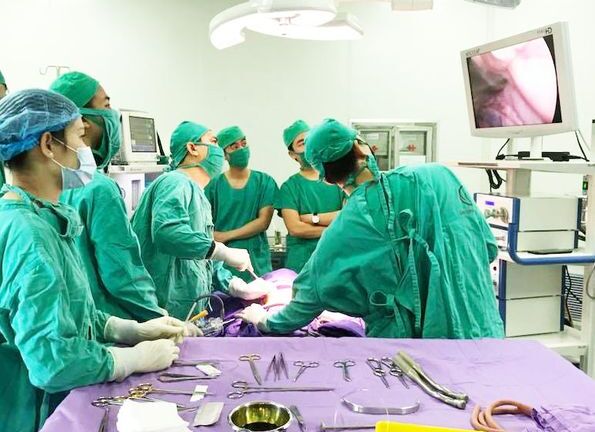 Nội soi cắt bỏ nang ống mật chủ cho bé trai 4 tuổi