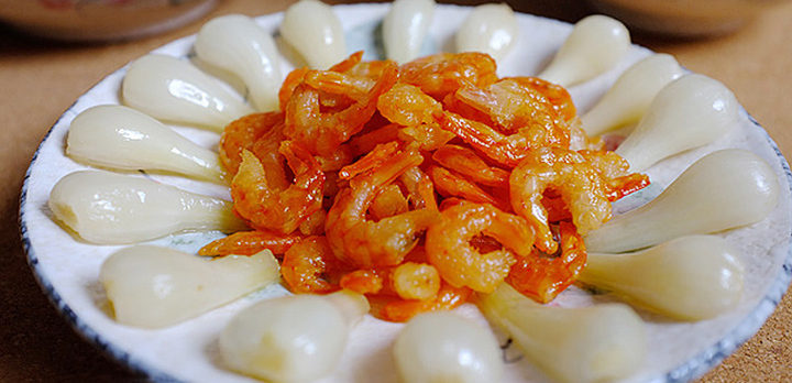 Cách làm món nhắm tôm khô củ kiệu chua cực ngon cho ngày Tết
