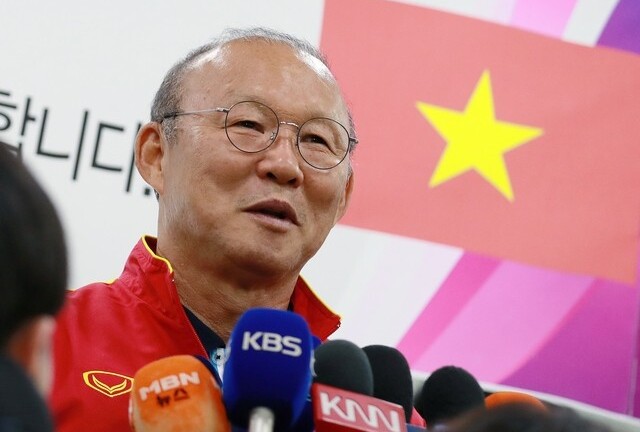 HLV Park Hang-seo phủ nhận tin đồn tới Indonesia làm việc