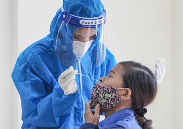 Ngày 11/2: Cả nước có thêm 11 ca mắc COVID-19