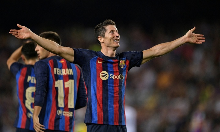 Barca dính cáo buộc hối lộ trọng tài