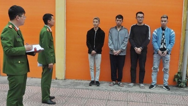 Hải Dương: Bắt nhóm đối tượng buôn bán cỏ Mỹ