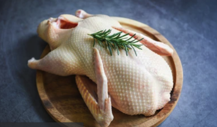 Cách chọn vịt thơm ngon, dày thịt, không chứa chất tăng trọng