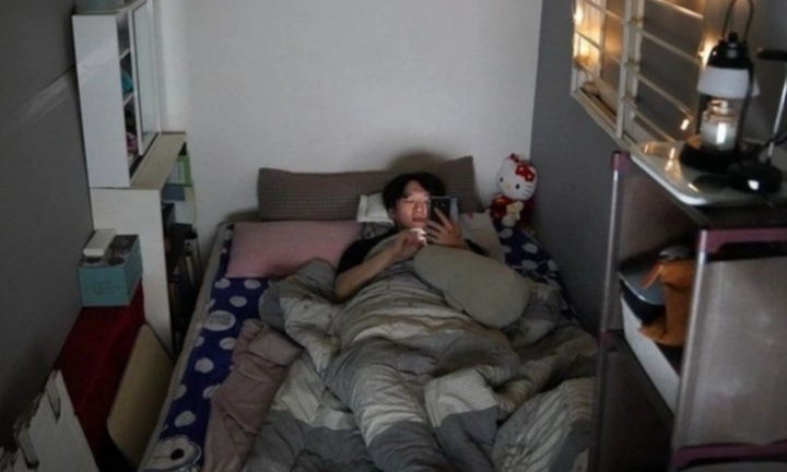 Nam thanh niên gặp chuyện khó nói vì thuê căn hộ giá rẻ, dân mạng ra sức kể trải nghiệm tồi tệ của bản thân