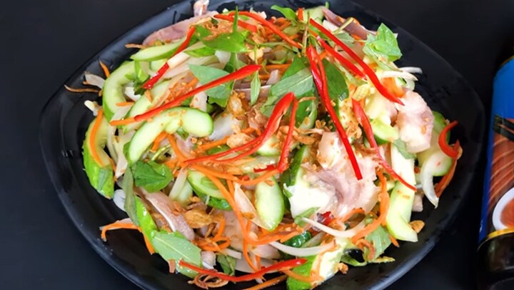 Cách làm nộm tai heo giòn ngon ngay tại nhà