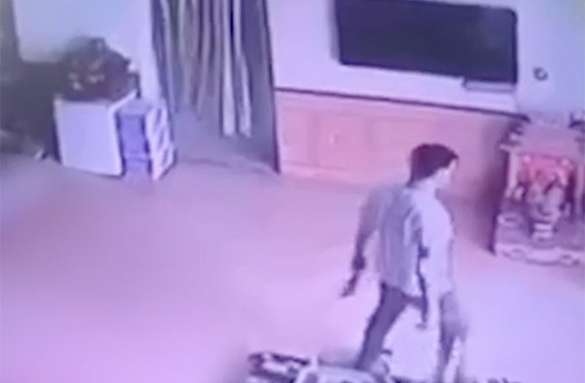 Ninh Bình: Điều tra vụ người phụ nữ bị chém kinh hoàng trong nhà nghỉ