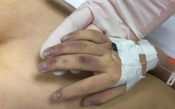 Vụ bé gái 6 tử vong nghi bị bạo hành ở Hà Nội: Bố có đánh con