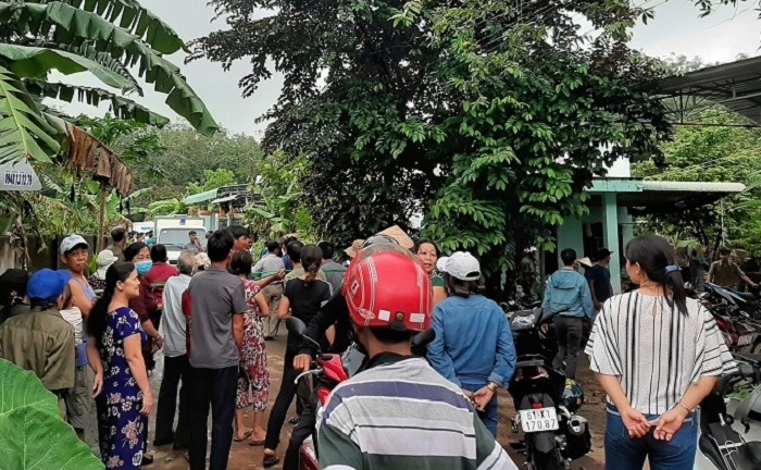 Tuyên Quang: Tạm giữ người đàn ông giết con trai, truy sát vợ bị thương