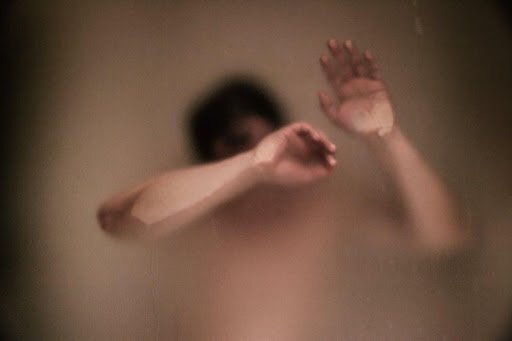 Xử phạt cô gái 9X chia sẻ 22