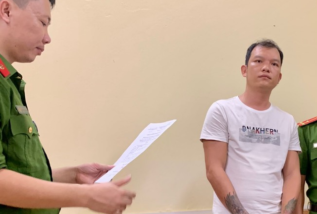 Bắt giữ đối tượng cho vay với lãi suất 