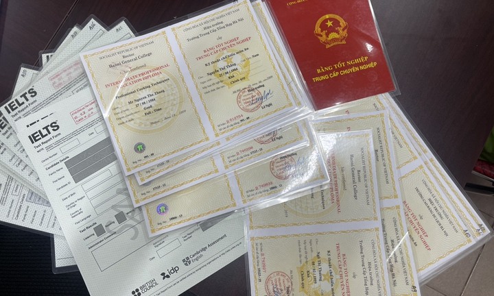 Người phụ nữ đen đủi, vừa rơi vào 