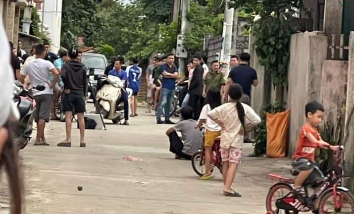 Truy bắt đối tượng đâm chết bạn, chở đến bệnh viện rồi bỏ trốn ở Hà Nội