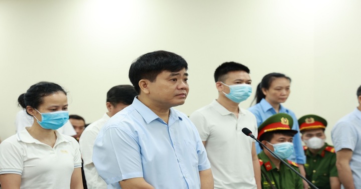 Cựu Chủ tịch Hà Nội Nguyễn Đức Chung: 