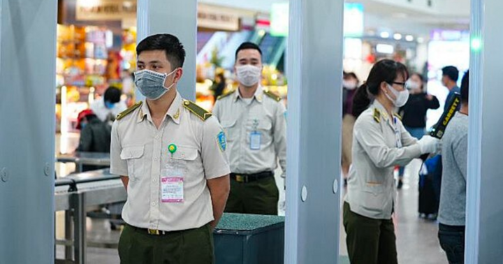 Đề xuất an ninh hàng không được trang bị súng ngắn