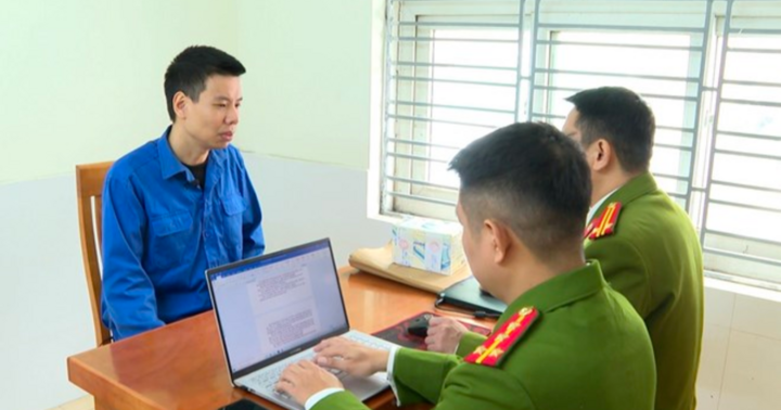 Bắt đối tượng đưa tin sai lệch để 