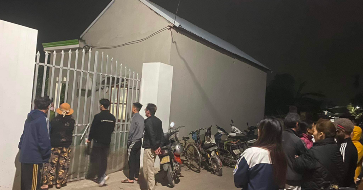 Điều tra vụ chồng đâm vợ tử vong trong đêm ở Hà Nội