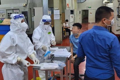 Bắc Giang có 3 ổ dịch, 695 người dương tính SARS-CoV-2