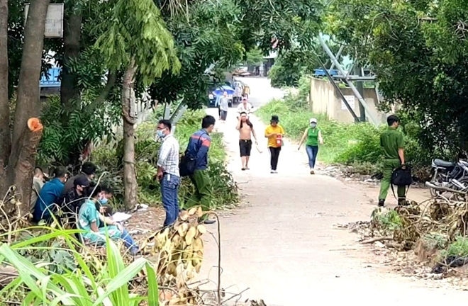 Người đàn ông bốc cháy như ngọn đuốc, nghi tự thiêu ở Bình Dương