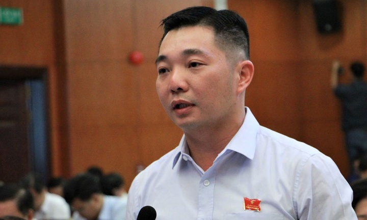 Chân dung Trưởng ban Kinh tế - Ngân sách HĐND TP.HCM 8X Lê Trương Hải Hiếu