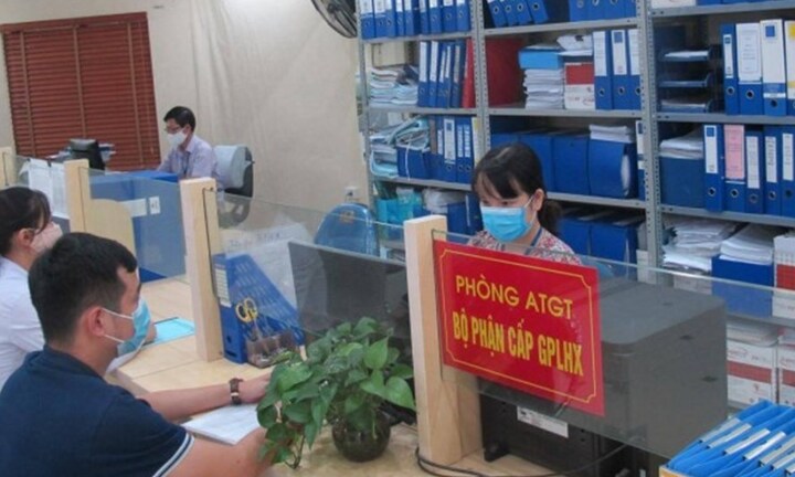 Vì sao sở GTVT Hà Nội dừng tiếp nhận thủ tục hành chính?