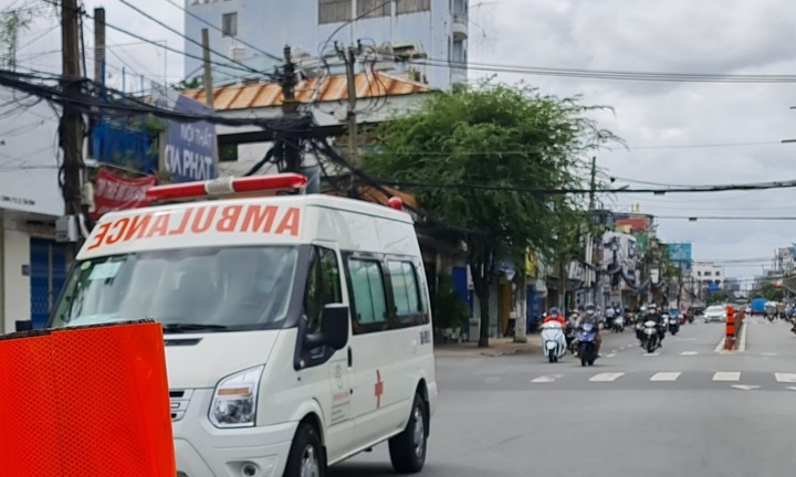 TP.HCM: Khuyến cáo xe cứu thương không nên hú còi, nhất là về đêm