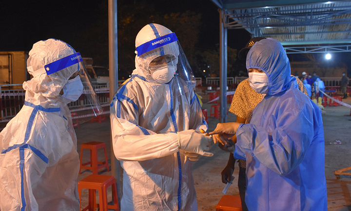 Ngày 9/8: Thêm 9.340 ca mắc COVID-19, TP.HCM nhiều nhất với 3.991 ca