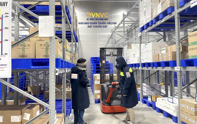 Thêm 1,3 triệu liều vắc xin AstraZeneca về đến Việt Nam