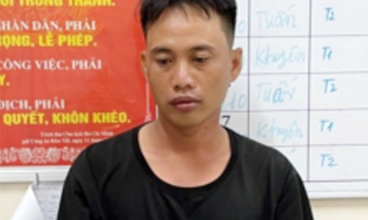 Vụ gã trai giữa trưa lẻn vào phòng trọ,