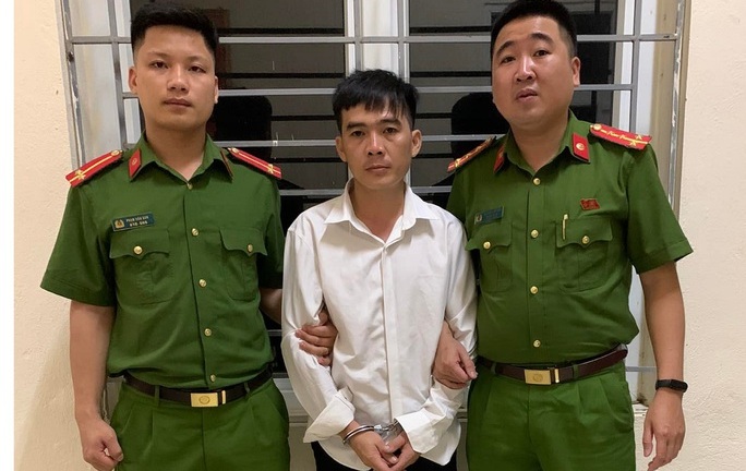 Dẫn người yêu về quê chơi, người đàn ông 35 tuổi bị công an bắt vì lý do bất ngờ