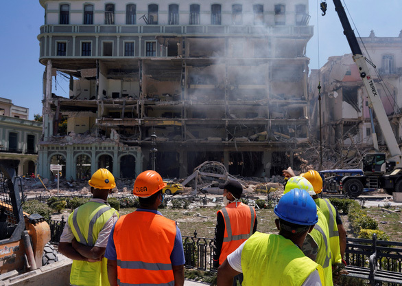 Nổ kinh hoàng thổi bay tường khách sạn ở Cuba, ít nhất 18 người chết