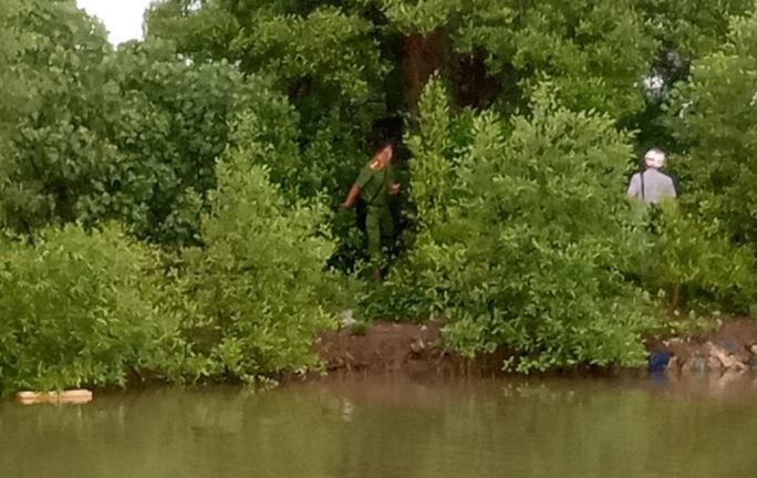 Vụ thi thể người đàn ông chết khô treo cổ trên cây: Hé lộ danh tính