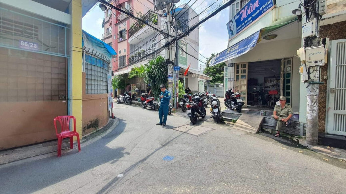 Người đàn ông tử vong bất thường, nghi bị sát hại ở TP.HCM