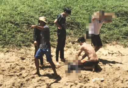 Tìm thấy thi thể 2 học sinh tiểu học ở dưới suối