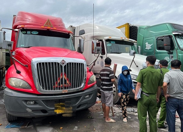 Tài xế container 50 tuổi chết bất thường trong bãi xe gần chợ đầu mối Thủ Đức