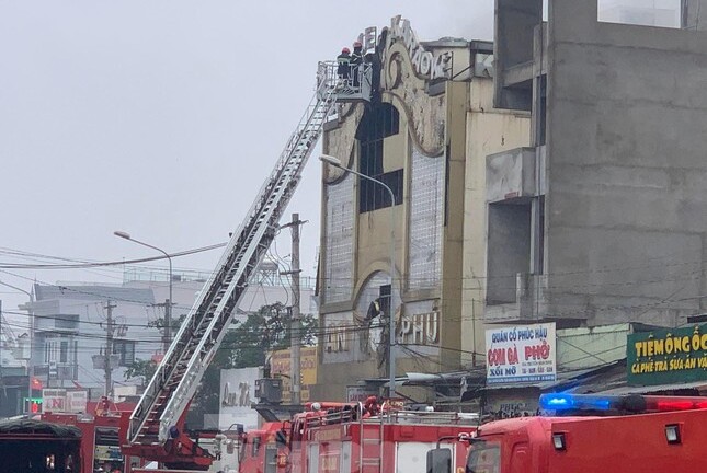 Vụ cháy quán karaoke kinh hoàng ở Bình Dương, 14 người chết: Hé lộ nguyên nhân ban đầu