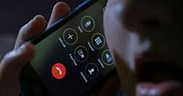 Cô gái trẻ ở Hà Nội bị mất 300 triệu đồng sau cuộc gọi lạ