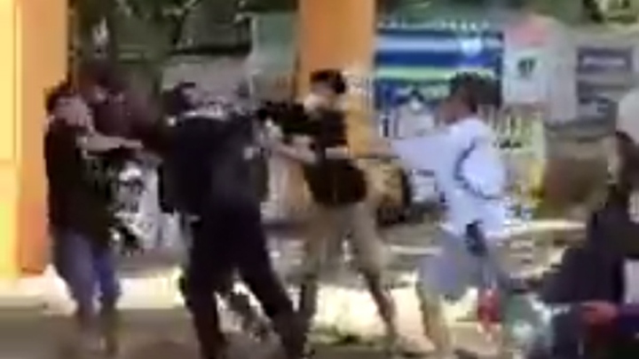 Vụ nam sinh lớp 12 ở Bình Phước bị 4 người lao vào hành hung: Do va chạm giao thông