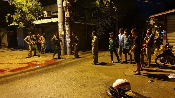 Người đàn ông tử vong với vết chém trên cổ ở Thủ Đức