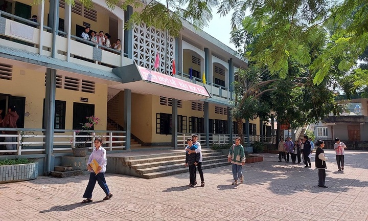 Thông tin mới vụ xét tuyển sai 43 học sinh vào trường dân tộc nội trú