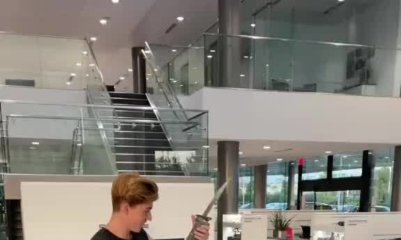 Tin tức công nghệ mới nóng nhất hôm nay 28/11: Sao TikTok tiết lộ chi phí tạo video triệu view