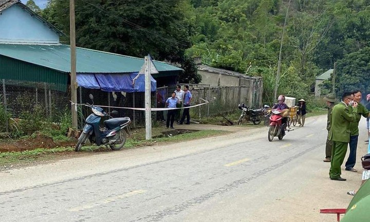 Án mạng kinh hoàng ở Điện Biên, con gái dùng dao sát hại bố đẻ